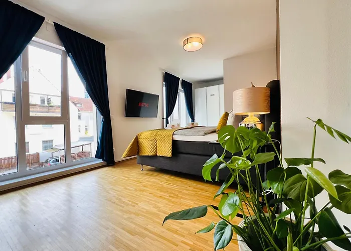 Moderne Wohnung Naehe Hbf-Lift-Tiefgarage-Contactless Check-In