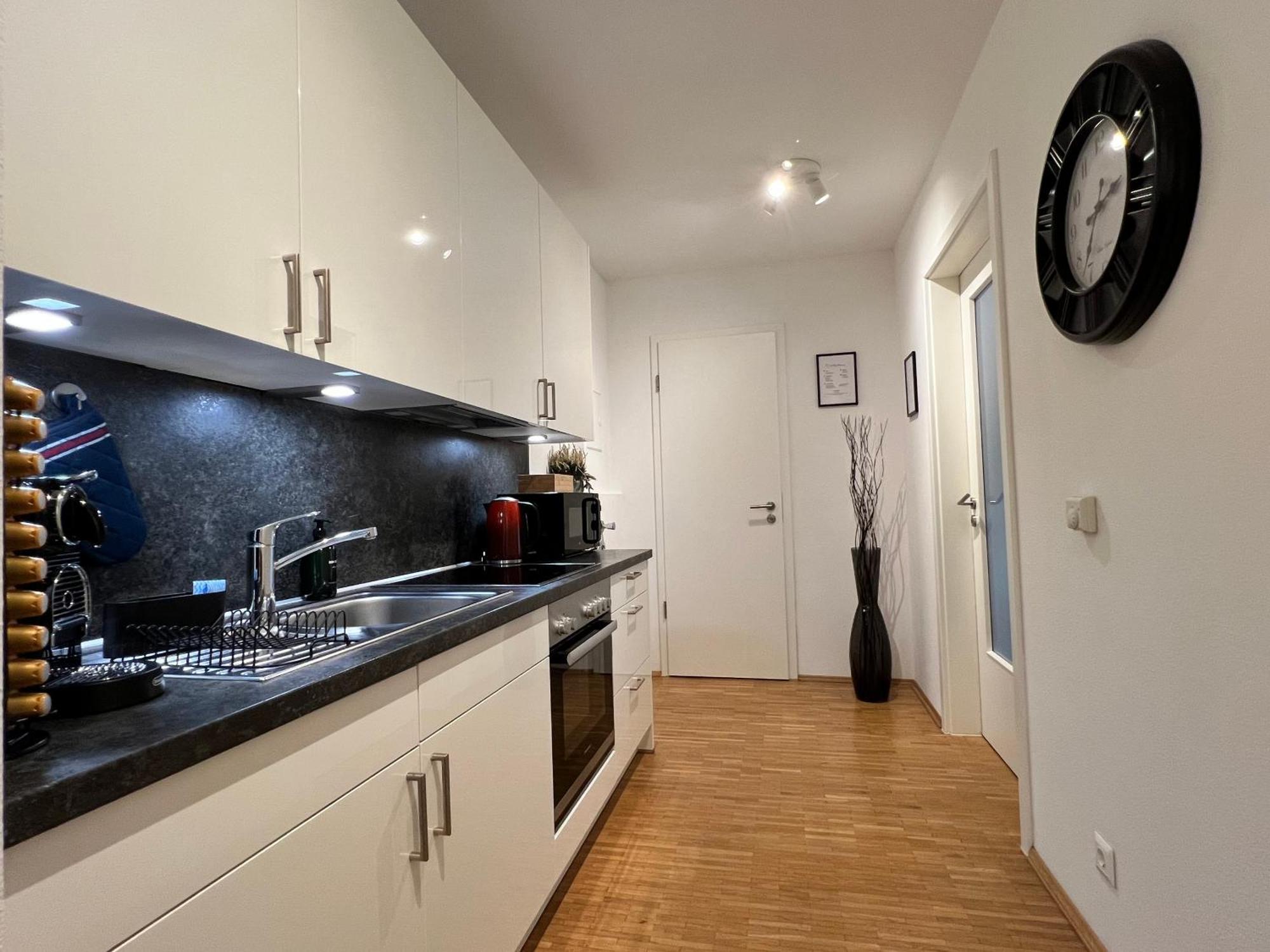 Apartment Moderne Naehe Hbf-lift-tiefgarage-contactless Check-in *