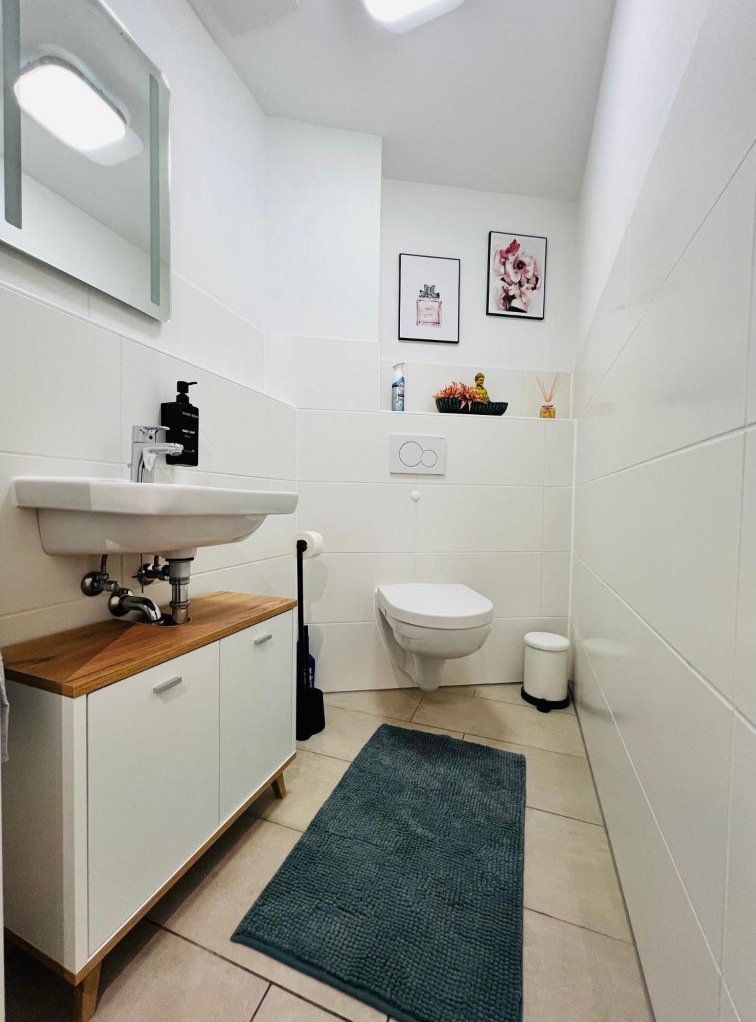 Apartment Moderne Naehe Hbf-lift-tiefgarage-contactless Check-in *